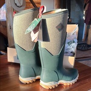 Muck Boot Women’s Arctic Sport 2 Tall